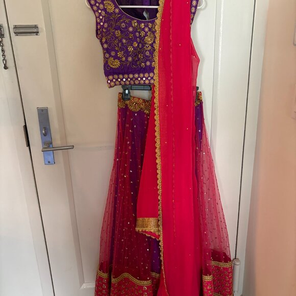 Elegant Purple and Pink Lehenga - Picture 3 of 7